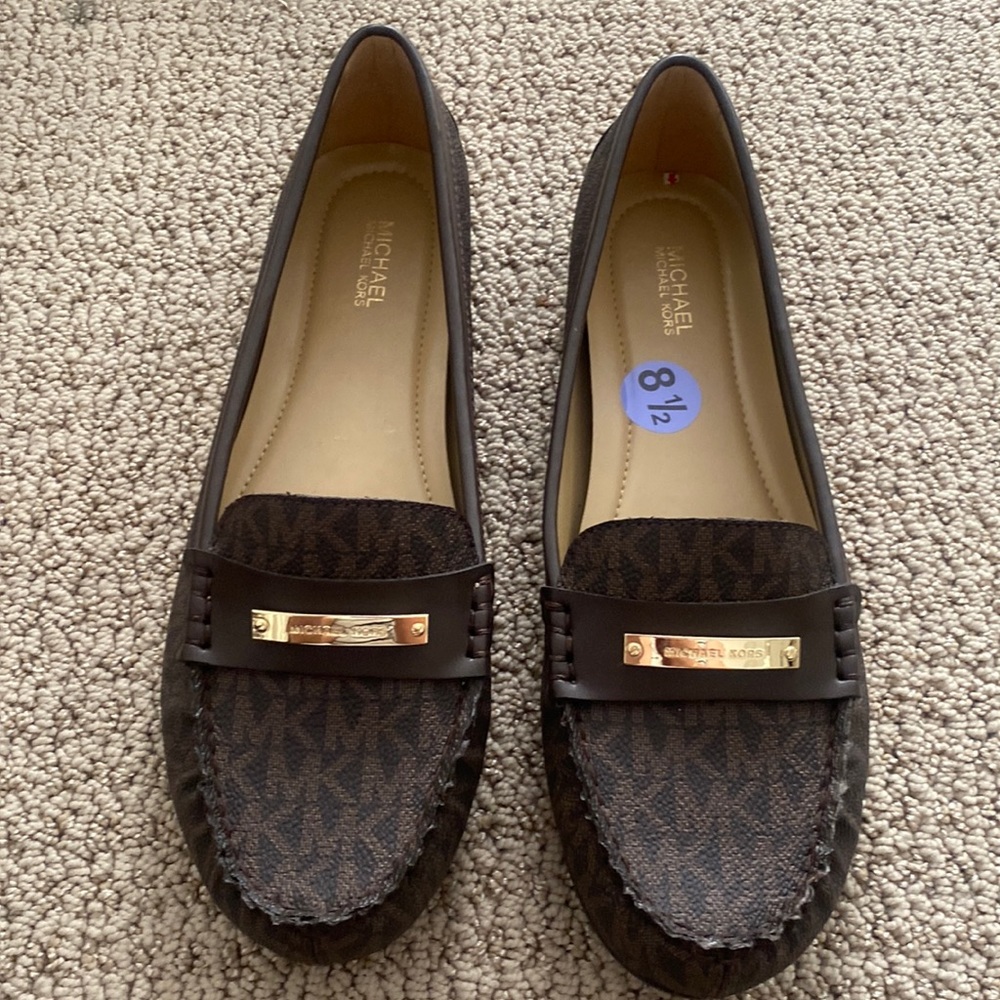 Micheal Kors Loafers Size 8.5 - Picture 1 of 6